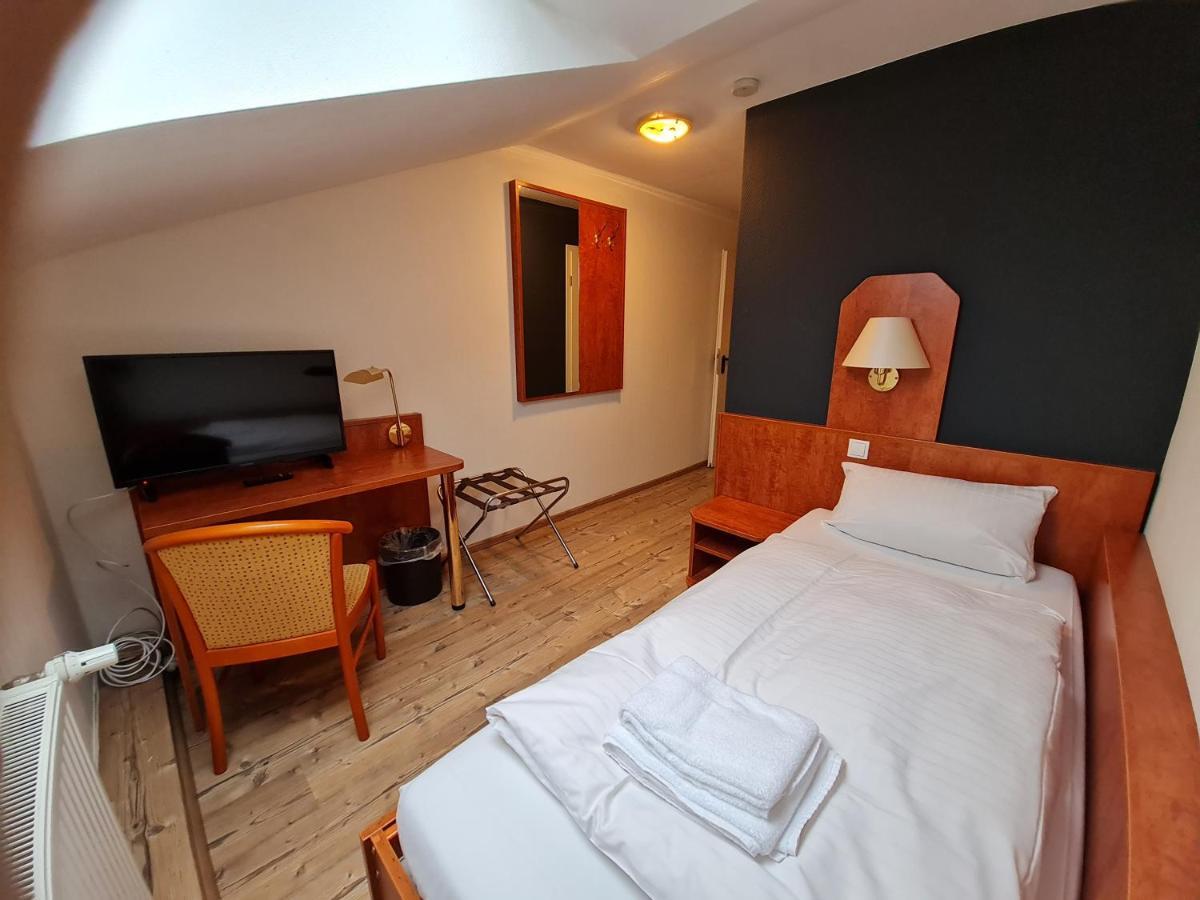 Gasthaus Frorup Hotel Oeversee Luaran gambar